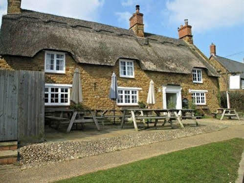 The Windmill Inn Badby Exterior photo